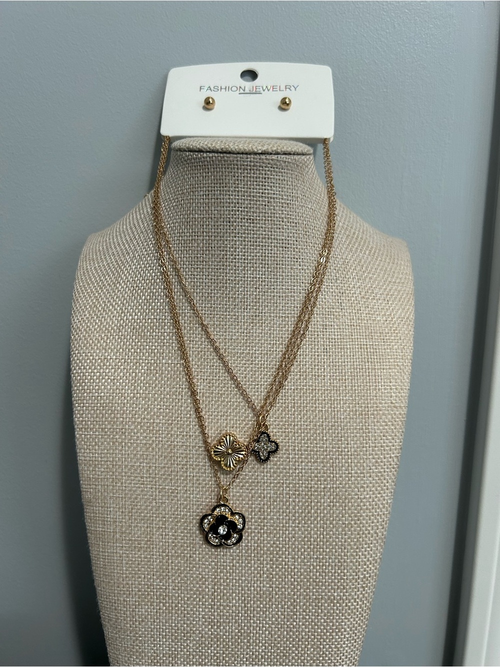 Gold Layered Clover Necklace Set w/ Stud Earrings | Black & Crystal|NWOT